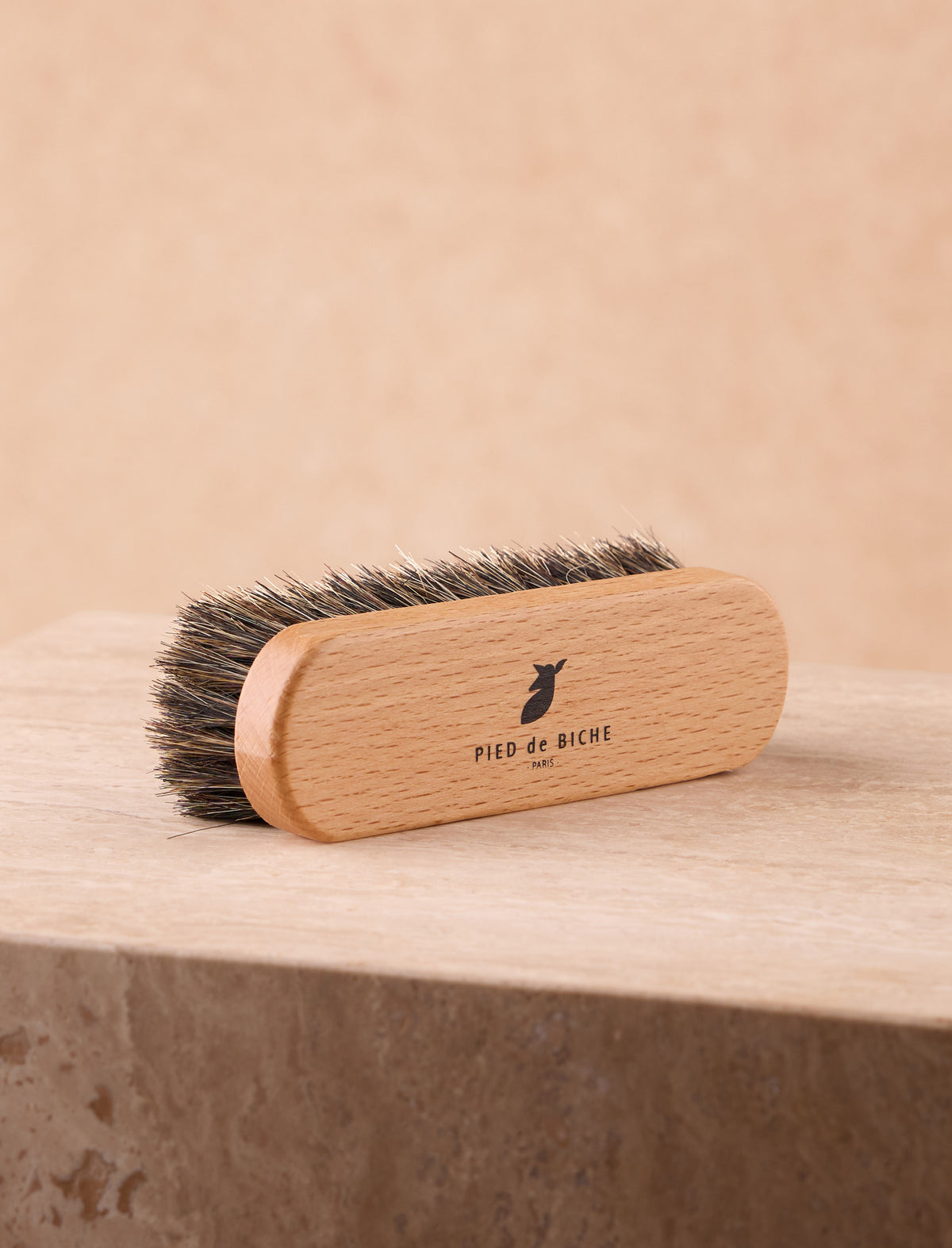 Polishing brush