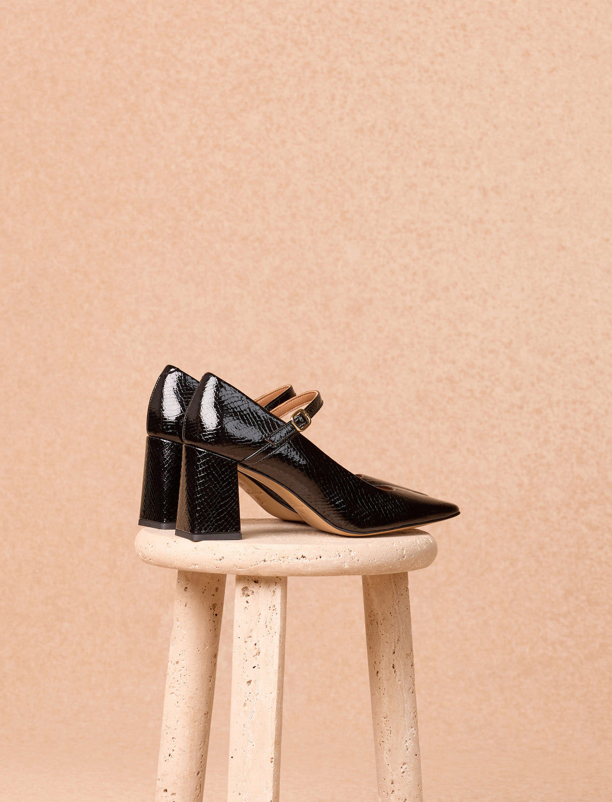 Vikie - Reptile Black 