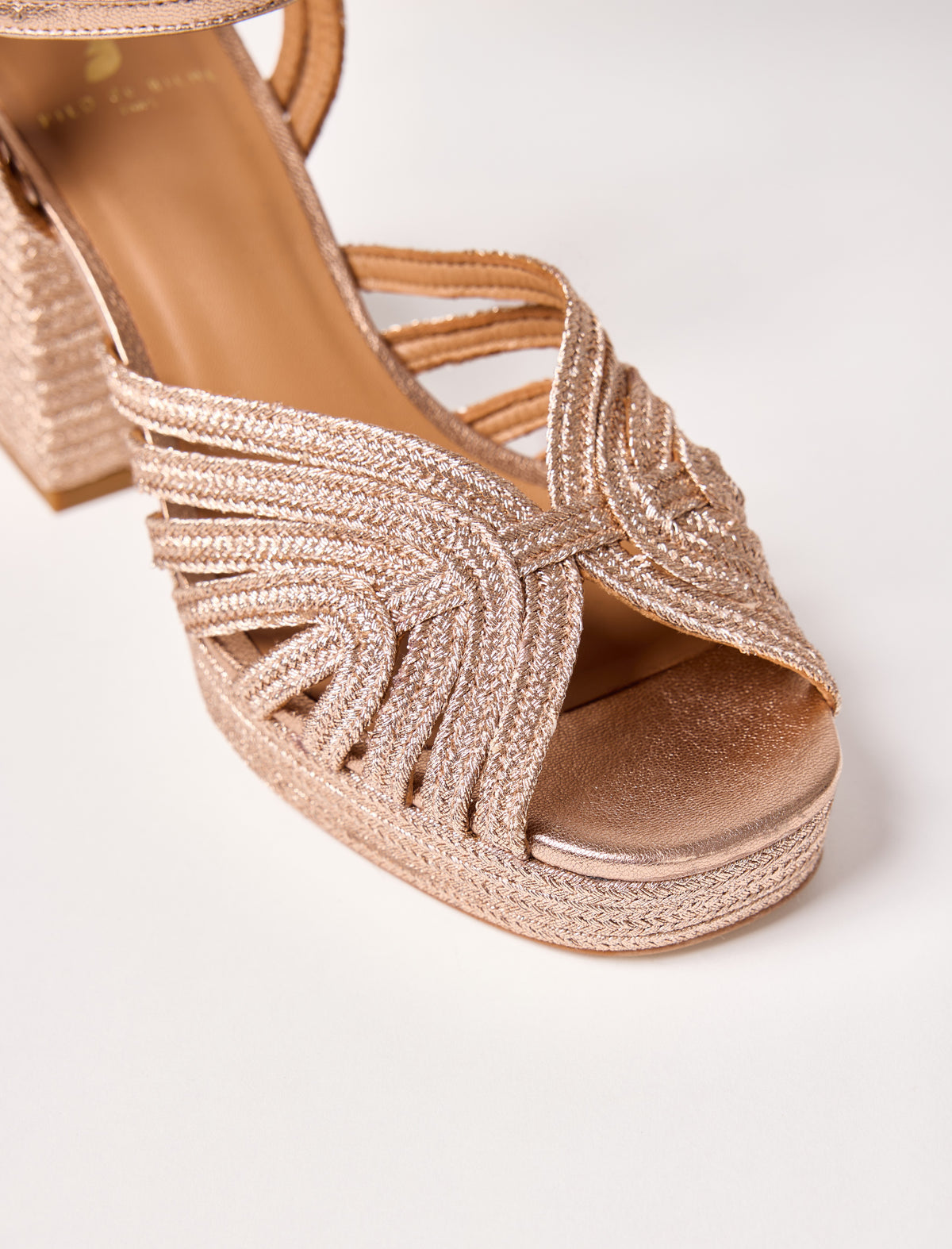 Evie - Champagne Rosé