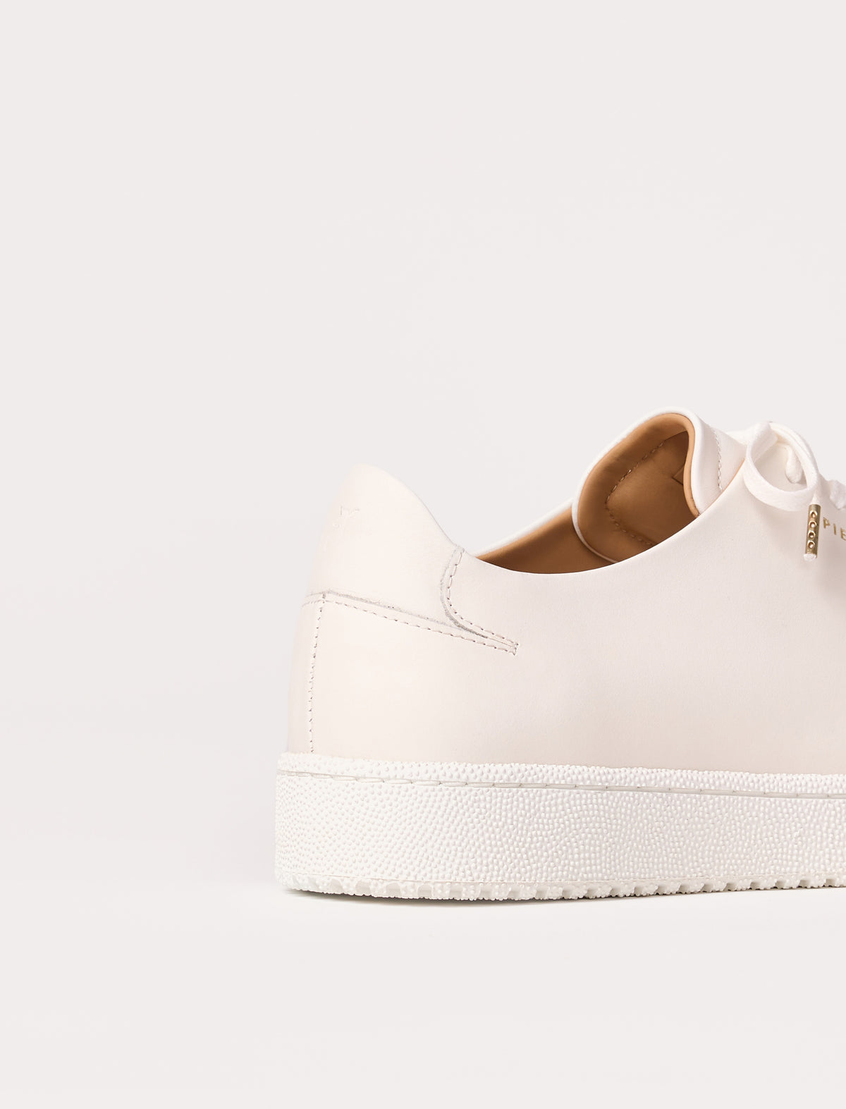 Arthur - White  - vue 4