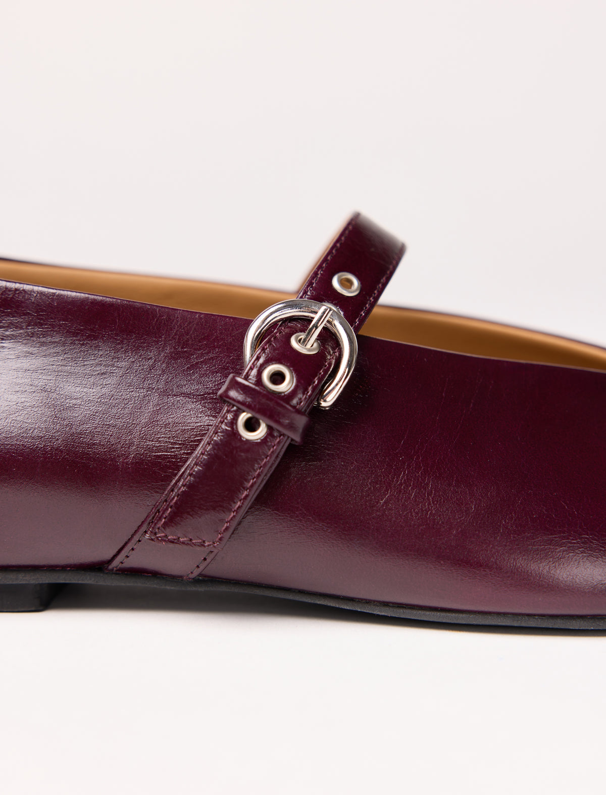 Juni – Aubergine 